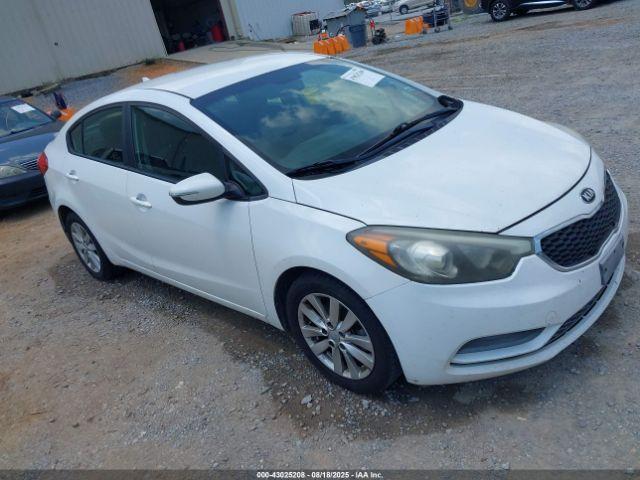  Salvage Kia Forte