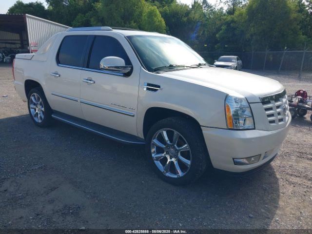  Salvage Cadillac Escalade