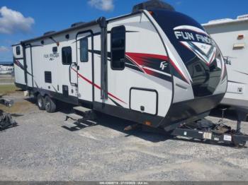  Salvage Cruiser Rv Fun Finde Xtreme Lite
