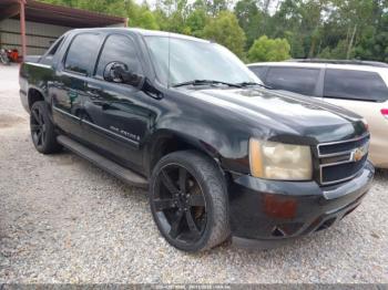  Salvage Chevrolet Avalanche 1500