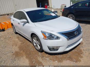  Salvage Nissan Altima