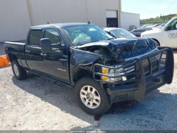  Salvage Chevrolet Silverado 2500