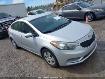  Salvage Kia Forte