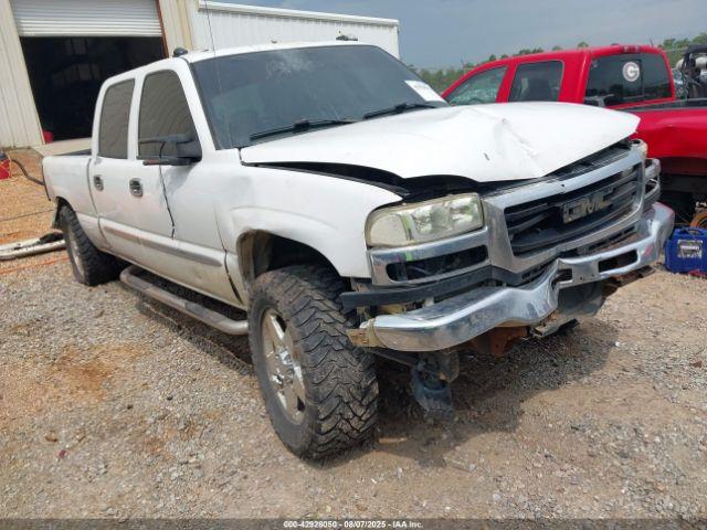  Salvage GMC Sierra 2500