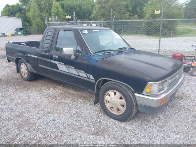  Salvage Toyota Pickup