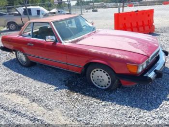 Salvage Mercedes-Benz 560