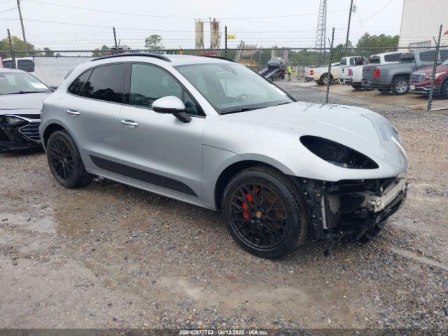  Salvage Porsche Macan