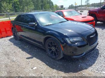 Salvage Chrysler 300