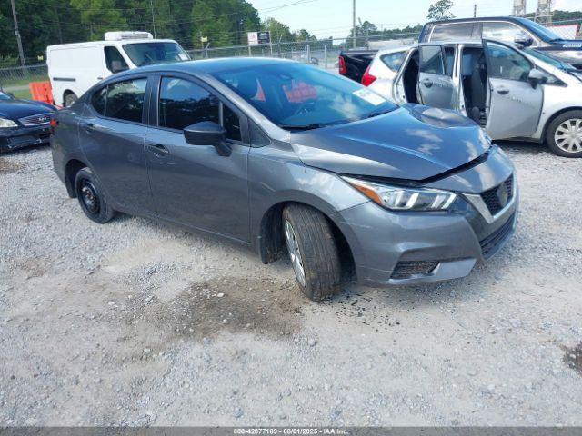  Salvage Nissan Versa