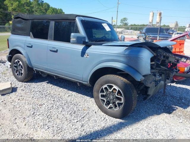  Salvage Ford Bronco