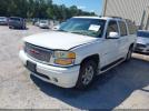 GMC Yukon Denali Image 3