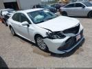 Toyota Camry Le Image 1