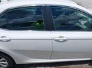 Toyota Camry Le Image 9