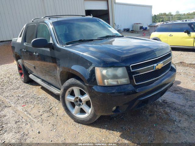  Salvage Chevrolet Avalanche 1500
