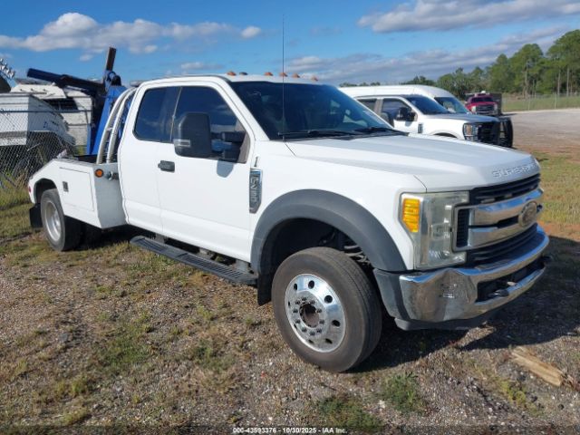 Ford F-450 Xlt Image 1