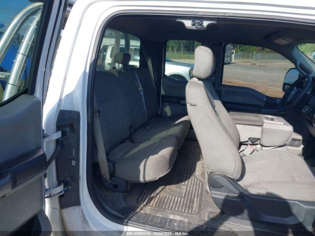 Ford F-450 Xlt Image 15