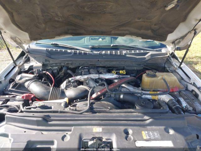 Ford F-450 Xlt Image 8