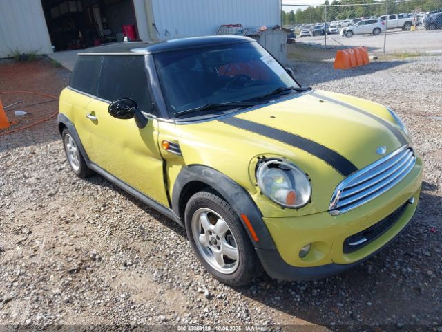MINI Cooper Image 1