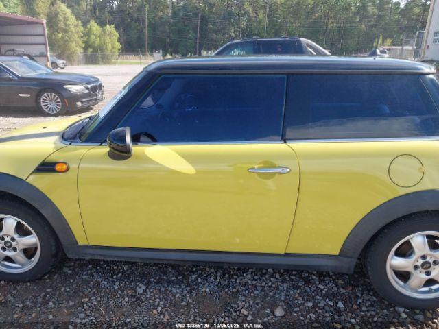MINI Cooper Image 16