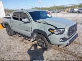  Salvage Toyota Tacoma