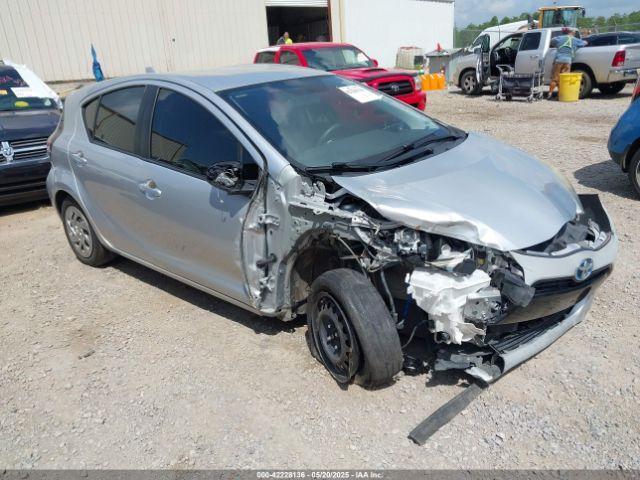  Salvage Toyota Prius c