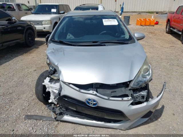 Toyota Prius c Two Image 8