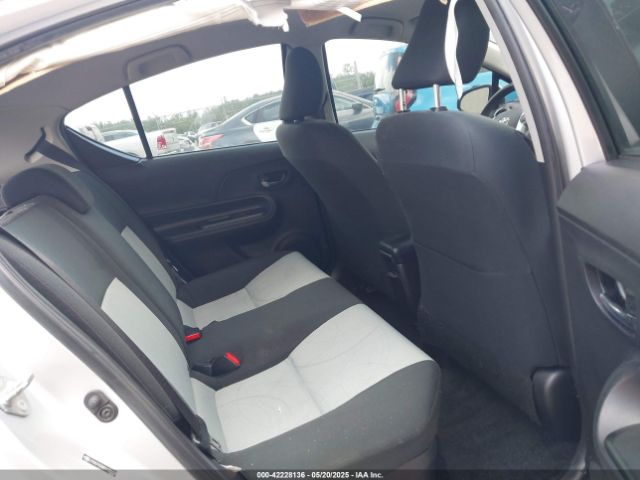 Toyota Prius c Two Image 4