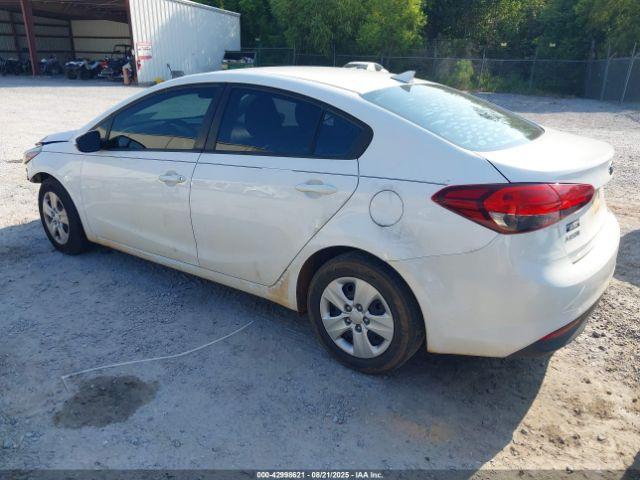 Kia Forte Lx Image 8