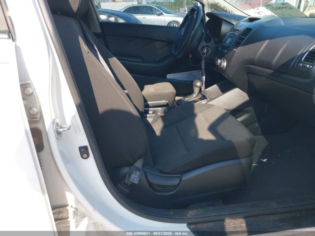 Kia Forte Lx Image 2