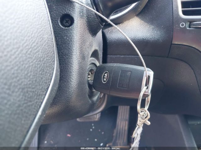 Kia Forte Lx Image 6