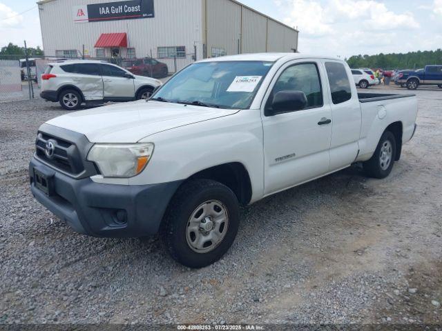 Toyota Tacoma Image 9