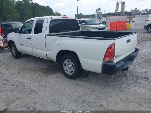 Toyota Tacoma Image 10