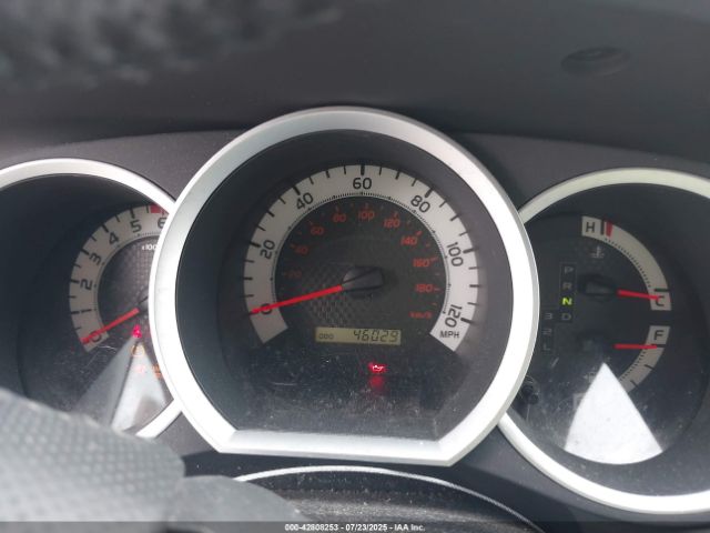 Toyota Tacoma Image 12