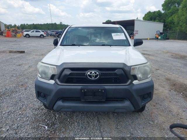 Toyota Tacoma Image 2