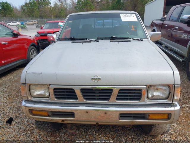 Nissan Truck Image 4