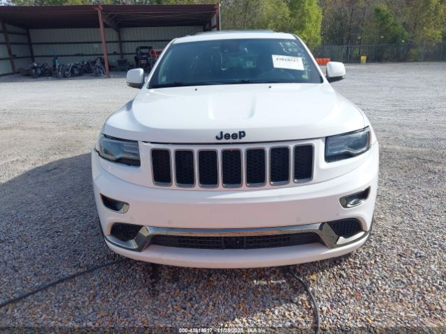 Jeep Grand Cherokee Overland Image 11