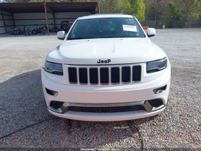 Jeep Grand Cherokee Overland Image 11