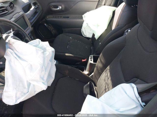 Jeep Renegade Altitude Fwd Image 9