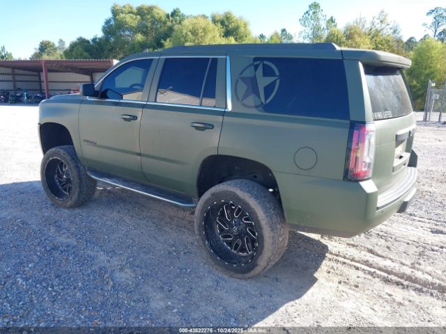 GMC Yukon Denali Image 15