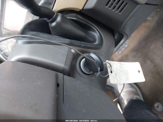 Ford F-150 Xlt Image 3