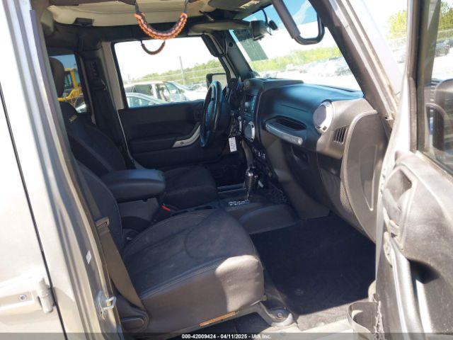 Jeep Wrangler Sahara Image 2