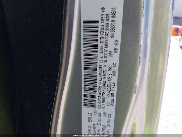 Jeep Wrangler Sahara Image 6