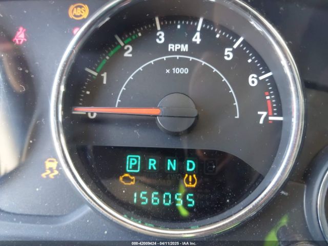 Jeep Wrangler Sahara Image 11