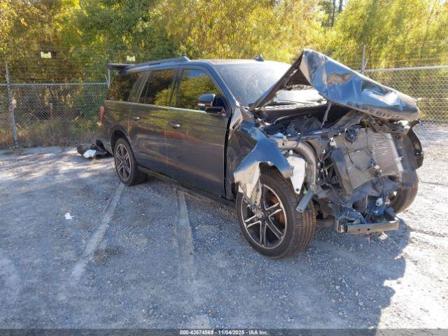  Salvage Ford Expedition