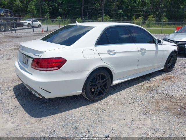 Mercedes-Benz E-Class 4matic Image 14