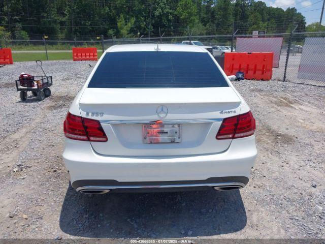 Mercedes-Benz E-Class 4matic Image 11