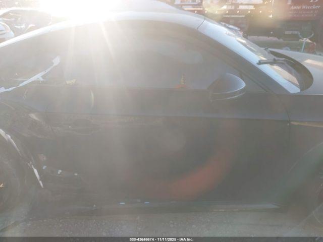 Audi TT 2.0t Image 16