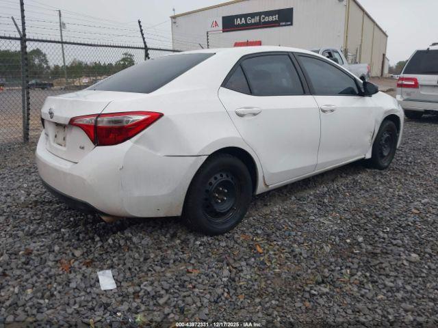 Toyota Corolla Le Image 3