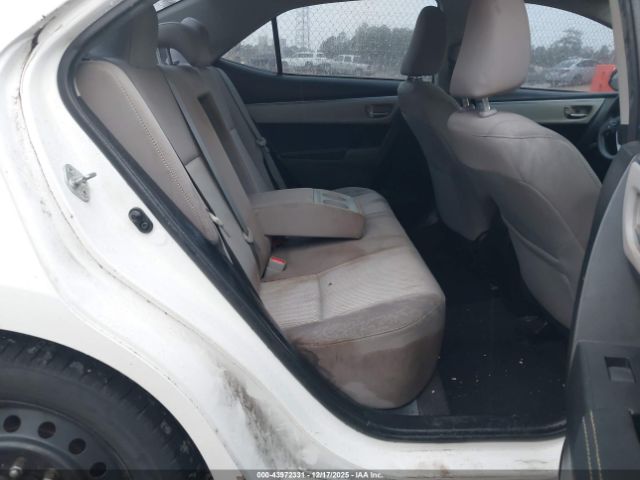 Toyota Corolla Le Image 8