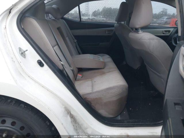 Toyota Corolla Le Image 8